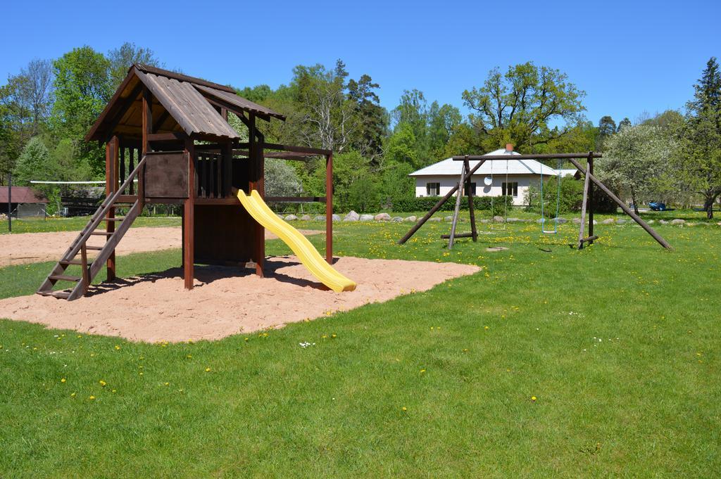 Recreation Center Bruveri スィグルダ エクステリア 写真